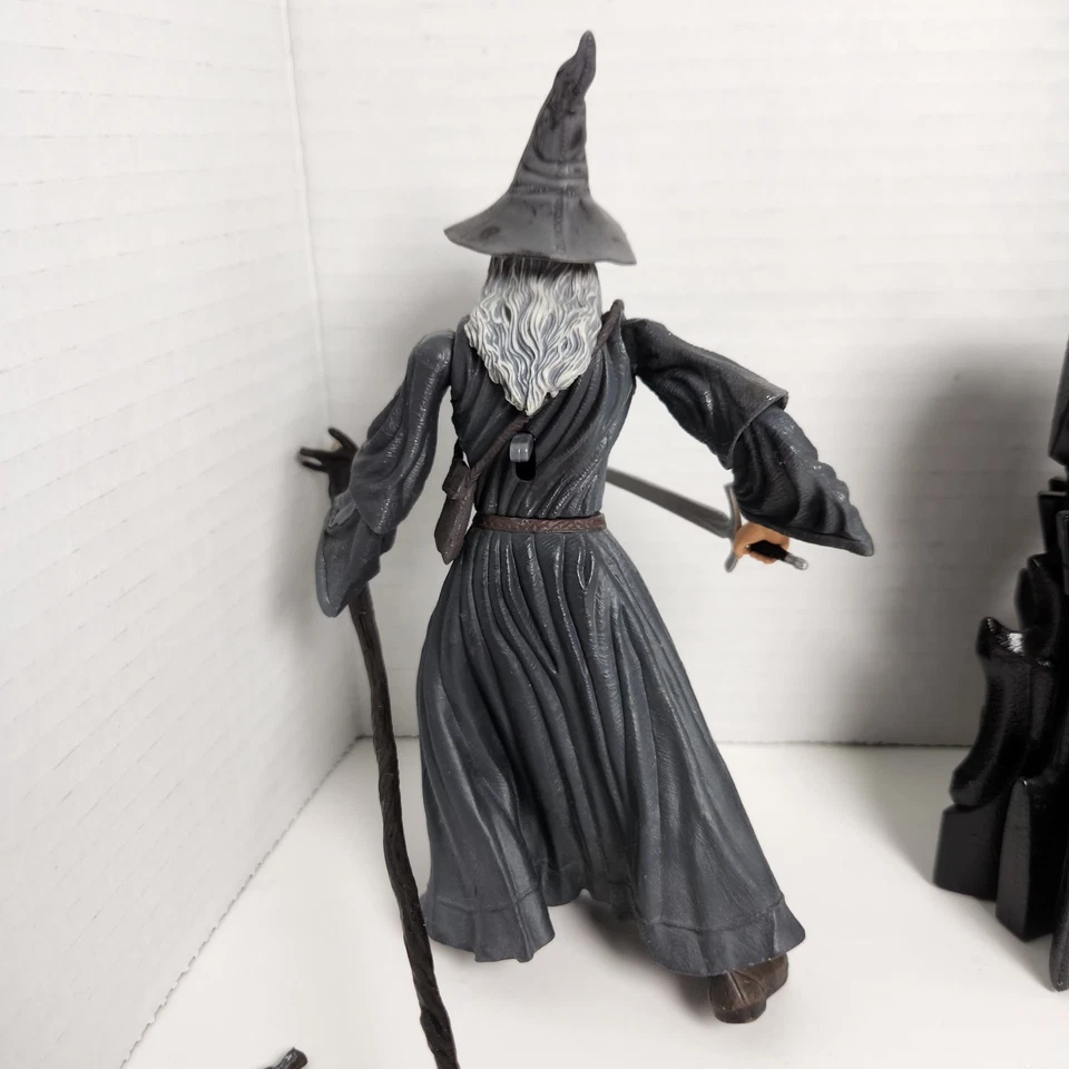 Toy Biz El Señor de los Anillos lote de 3 figuras de acción con Grandolf y Saruman Foto 3 de 4