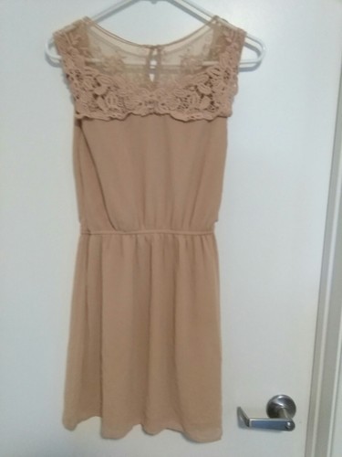 Vestido, color salmón, crochet en la parte de superior de enfrente. | eBay