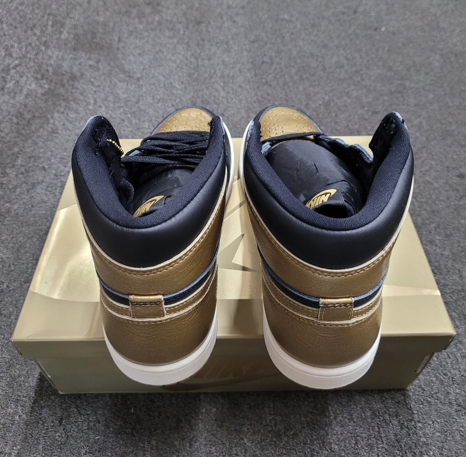 Size 11.5 - Air Jordan 1 Retro OG High Black Metallic Gold for  