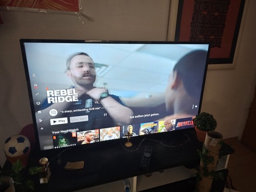 Philip Ultraflacher Full HD LED TV mit Pixel Plus HD 108 cm - Bild 5 von 5