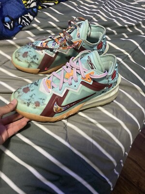 Size 9 - Nike Mimi Plange x LeBron 18 Low Daughters