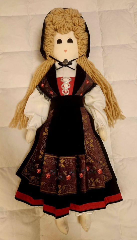 Primitive European Folk Art Girl Cloth Doll Pinafore Petticoat Yarn