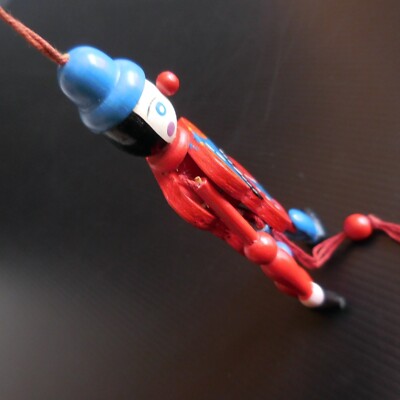 Figurine marionnette pendentif clown personnage bois XXe Le Vieux Pané N5259