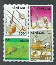 Senegal - Mail Yvert 631/4 ** Mnh Musical Instruments