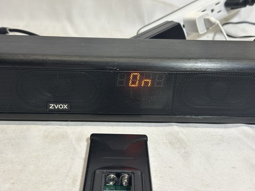 ZVOX ACCUVOICE AV200 AV205 TV SPEAKER SOUND BAR w/ Remote, Power Cord, etc. - Bild 2 von 5