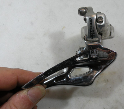 Campagnolo Veloce CT 10-fach Triple Umwerfer, 31,8 mm Klemmung
