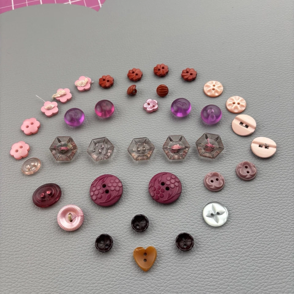 Vintage Button Lot Mixed Pink Red Brown Lucite Glass Carved Plastic 30pcs - Image 2 of 4