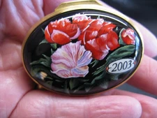 HALCYON DAYS BILSTON ENAMEL PILL BOX - YEAR 2003
