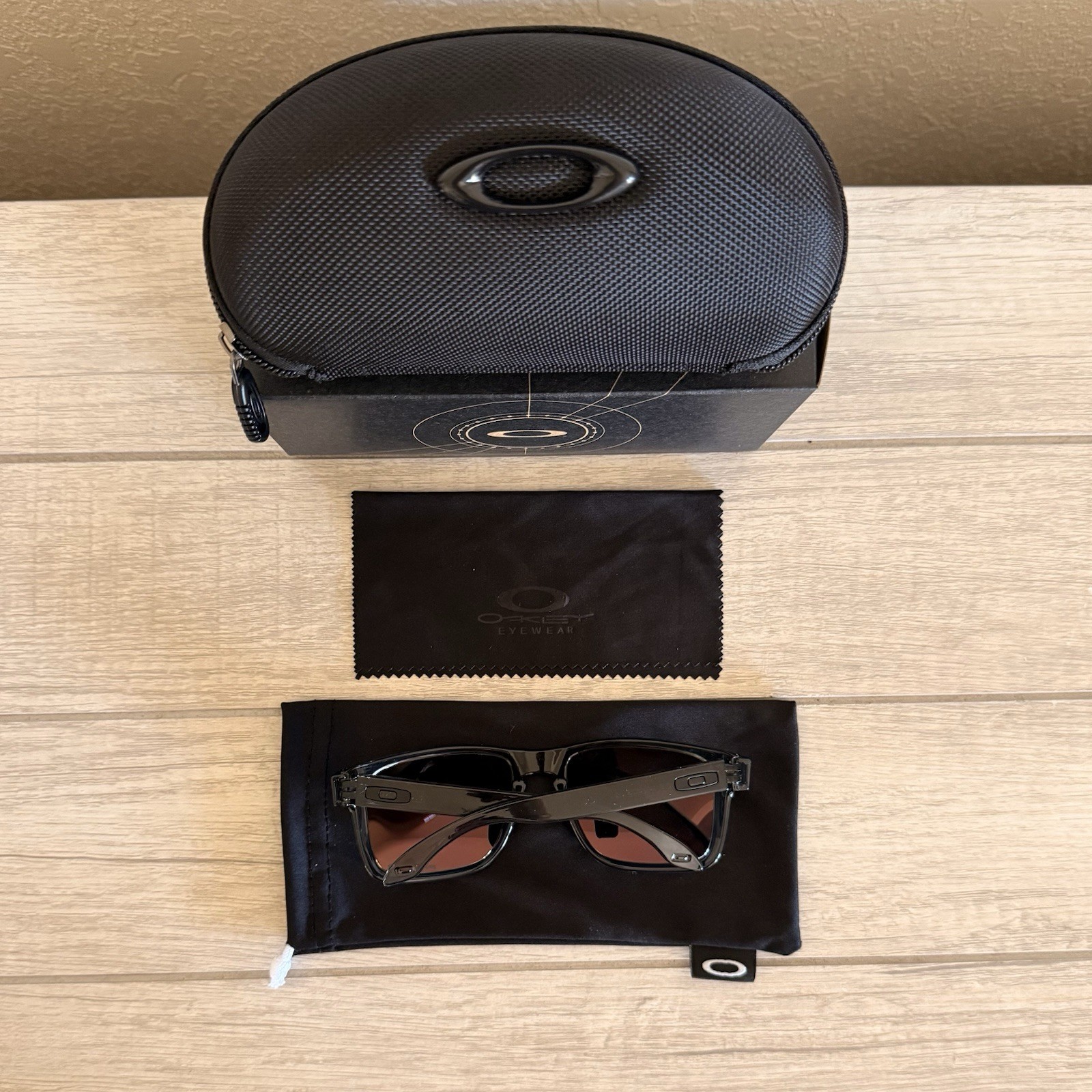 Oakley Holbrook XL Sunglasses/Polarized Red Mirrored Lenses/ Grey Smoke Frame image 10
