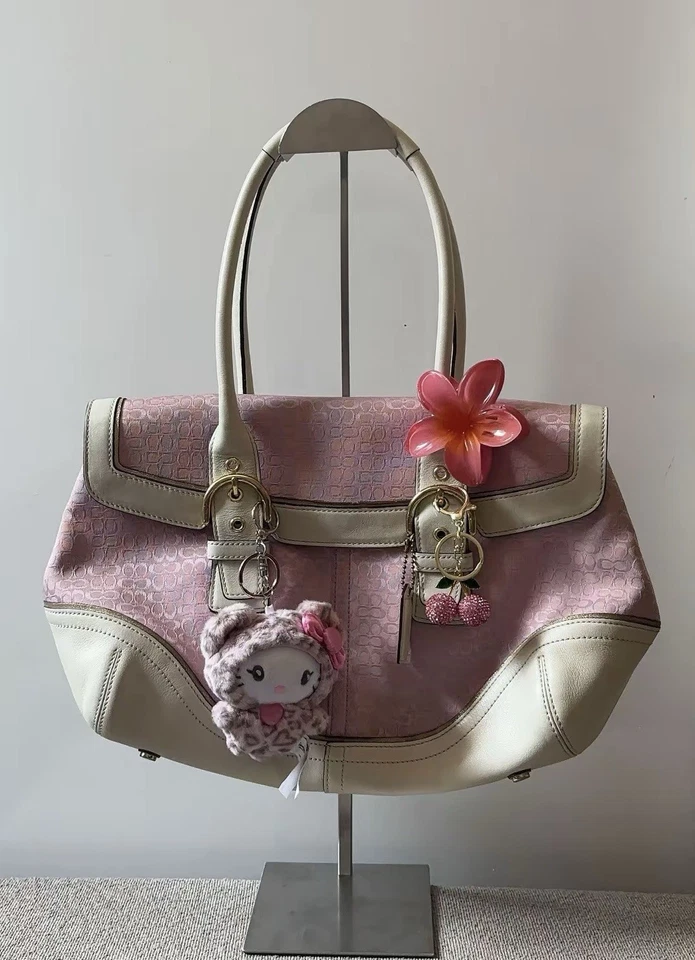 Adorable Pink Monogram Vintage Coach Bag 1458 - Photo 1/4