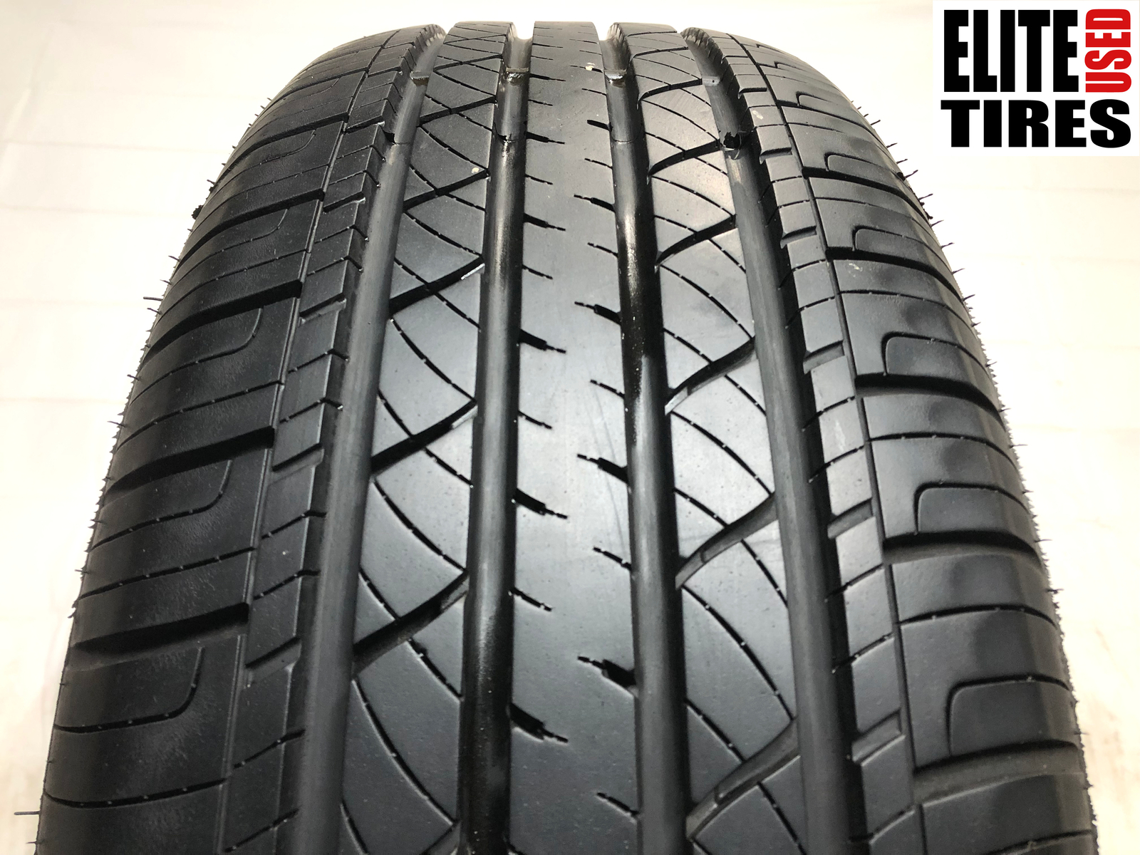 [1] GT Radial Touring VP Plus P235/60R18 235 60 18 Tire 8.259.0/32 eBay