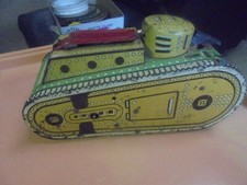 Vintage Marx tin wind-up tank