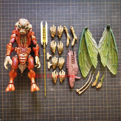 New Four Horsemen Cosmic Legions Sphexxian Block Commander Figure