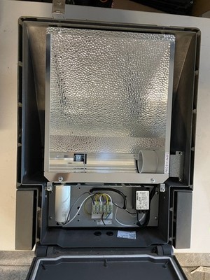 Philips Floodlight MVP506 HPI-TP, 250W, E40, IP65 - Used (S2 1114)