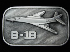 QB13108 VINTAGE 1983  B-1B  MILITARY AIRCRAFT COLLECTOR SERIES BELT BUCKLE