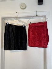 Lot 2 Velvet Mini Skirts By Contempo Casuals Medium Red Black 80  s