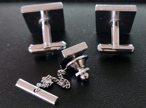 VINTAGE THORN COMPANY CUFFLINK/ TIEPIN SET. AS NEW RARE - Picture 3 of 10