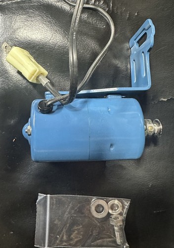 Vintage Morse Sewing Machine Motor & Bracket 1/15 HP 1.0 Amps 110 Volts Loc#EB50 - Picture 3 of 3