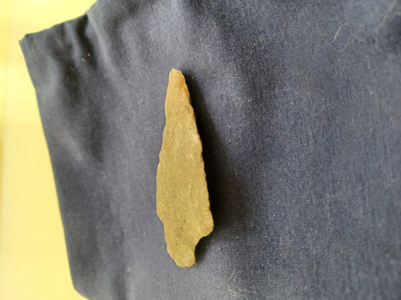 ANTIQUE AMERICAN INDIAN ARROW HEAD FOUND IN PENNSYLVANIA USA