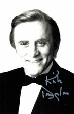 Kirk Douglas Original Signature on Card - N 695 k