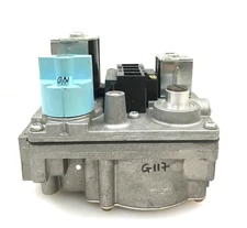 White-Rodgers 36E98-202 Furnace Gas Valve EF32CW191A used #G117