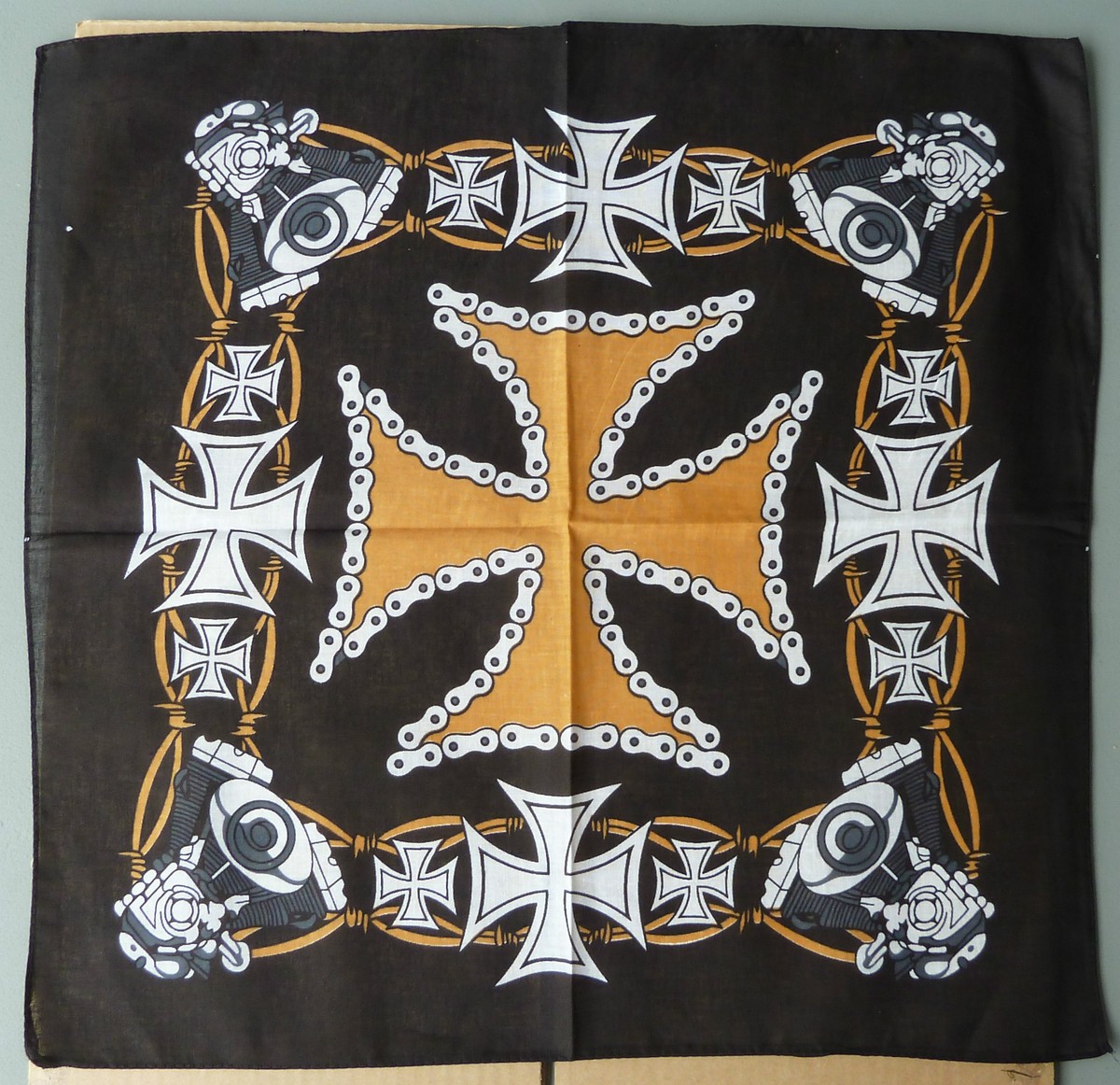 1x 100% Cotton 'IRON CROSS' BANDANA (55cm x 55cm) NWT Durag