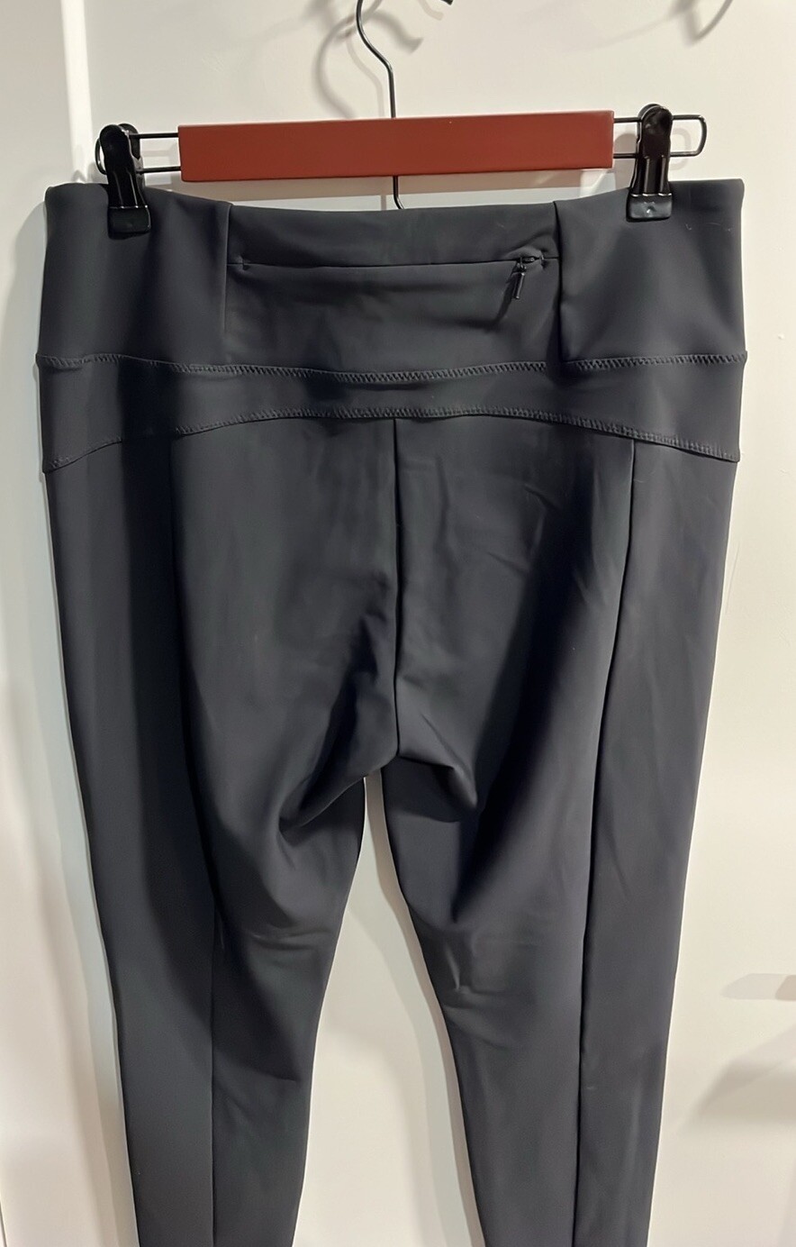 Athleta Medium Solid Black Stellar Tight Trouser … - image 6