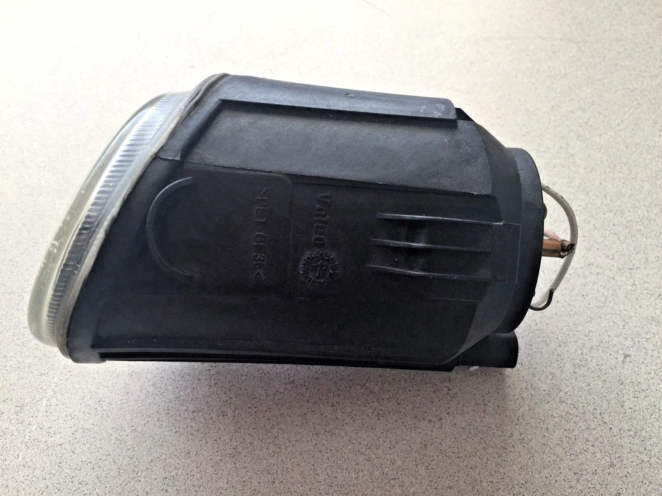 BMW X5 E53 2000-2003 ~ luz antiniebla lateral derecha ~ 63178409026 ~ pieza OEM Foto 2 de 4