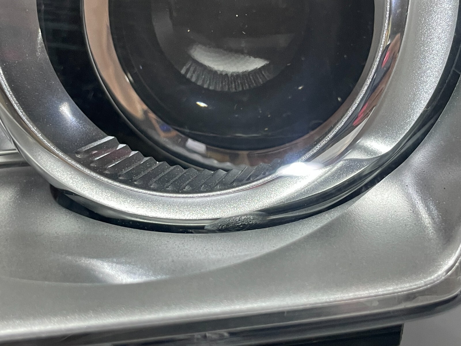 2010 - 2014 ROLLS ROYCE GHOST LEFT XENON HEADLIGHT BARE 63127201165 OEM