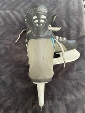 Bauer Supreme 11 ice hockey skates size 4