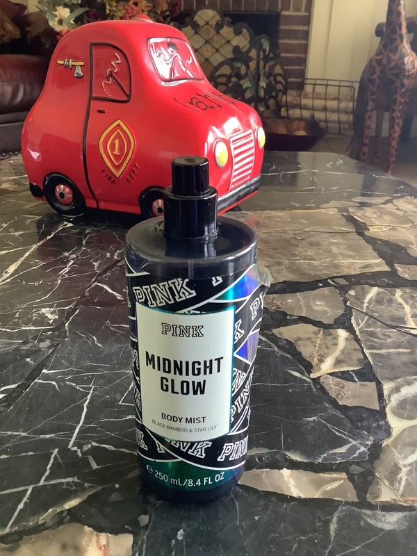 Victoria's Secret Retired PINK Midnight Glow Body Mist 8.4 Fl Oz