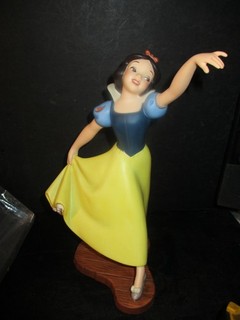 Disney WDCC Snow White The Fairest One of All | 41063 Box & COA D83 PA