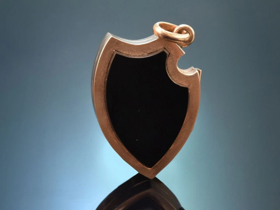 UM 1910! SELTENER MEDAILLON ANHÄNGER IN SCHILDFORM MIT ONYX AUS GOLD 585 - Bild 2 von 4