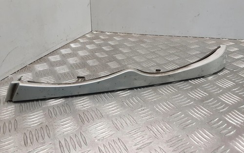 BMW 3 Touring E46 Scheinwerferverkleidung vorne links 7030553 1.80 28435112