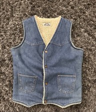 Vintage Wrangler Sherpa denium blue vest rainbow tag Size Small