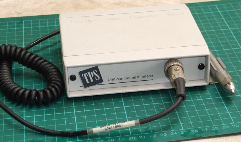 TPS UniScan US-300 bar code reader device for vintage PC Mac computer
