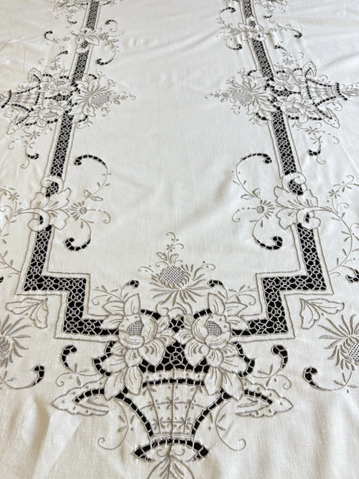 Vintage bestickt Cutwork Oval Bankett Ecru Tischdecke 102 x 64