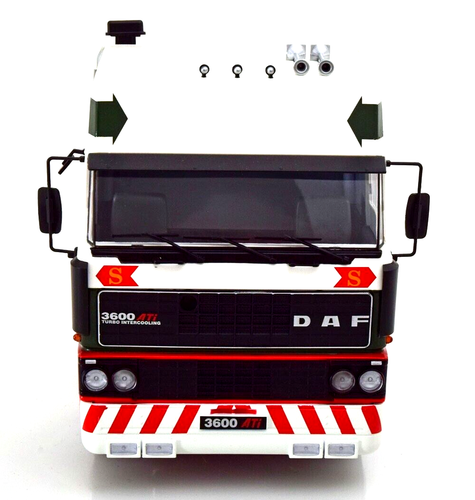 DAF TRUCK 3600 SPACE CAB 1:18 SCALE DIECAST MODEL 1 OF 600 MADE EDDIE STOBART - Picture 5 of 6