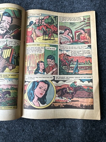 Classics Illustrated Comics (not date) - #20 CORSICAN BROS. & #30 THE MOONSTONE - Picture 8 of 24