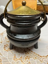 Antique CAST IRON bean POT cauldron with 3 legs 5.25" tall 2 Handles 5.875" body