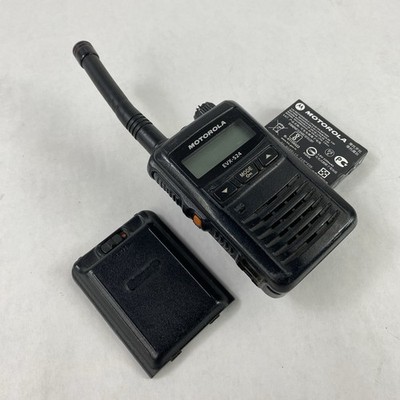 Motorola EVX-S24 EVX-S24-G6-3 Digital 2-Way Radio with Battery Untested