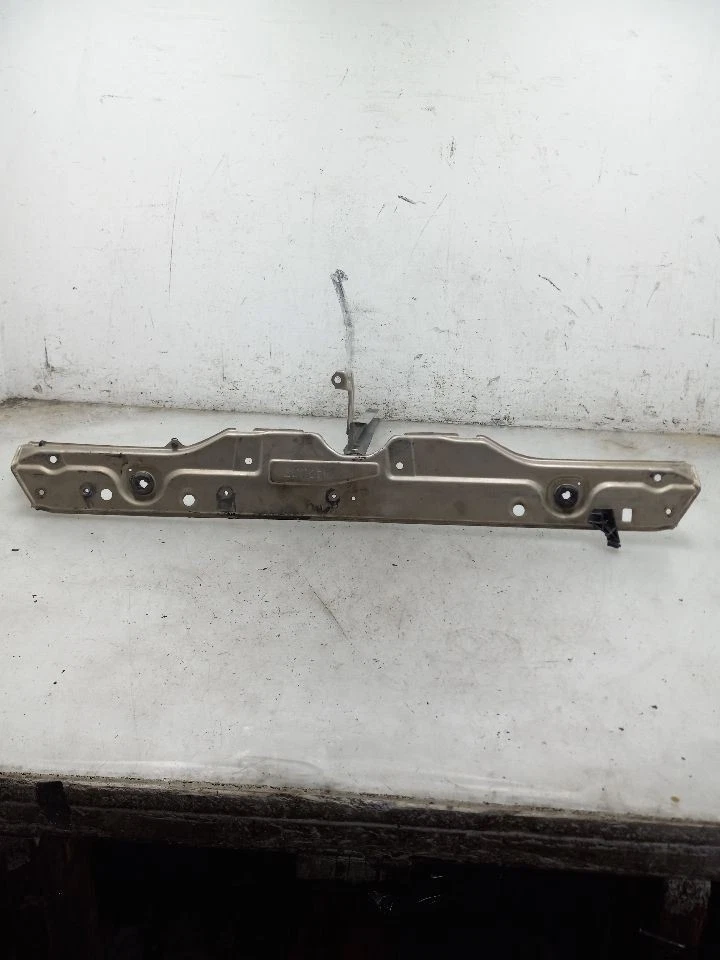 06 07 08 09 10 TOYOTA SIENNA LE RADIATOR UPPER TIE BAR CORE SUPPORT - Image 3 of 4