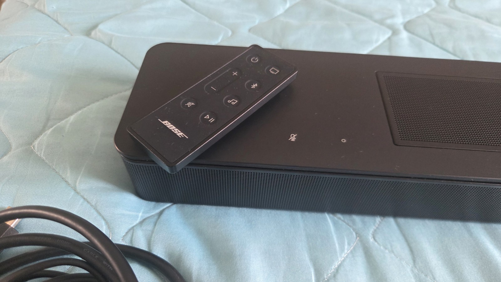 Bose Smart Soundbar 600 DOLBY ATMOS nere + Supporto Montaggio Parete