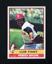 Luis Tiant 1976 Topps - Boston Red Sox #130 EX-MT+