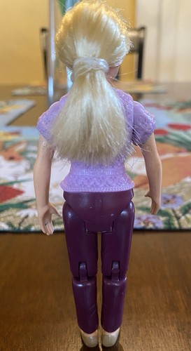 Fisher PRICE 2011 Loving FAMILY Dollhouse MOM Girl FIGURE Purple BLONDE Hair - Picture 6 of 10