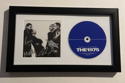 THE 1975 FULL BAND SIGNED CD FRAMED AUTOGRAPHED MATTY HEALY RARE COA