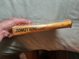 NES Donkey Kong Classics box w/shrinkwrap & styrofoam - 1988 Nintendo - Vintage!