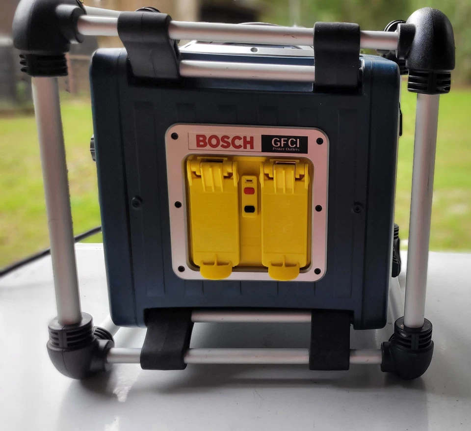 BOSCH PB10-CD AM/FM/CLOCK WORKSITE CHARGER RADIO GREAT MINT CONDITION  TESTED - Image 4 of 4