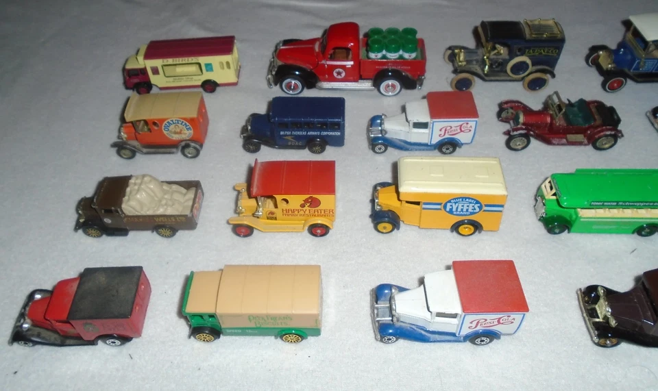 Vintage Days Gone By Cars and Trucks by Lledo Job Lot Collection - Image 2 of 4