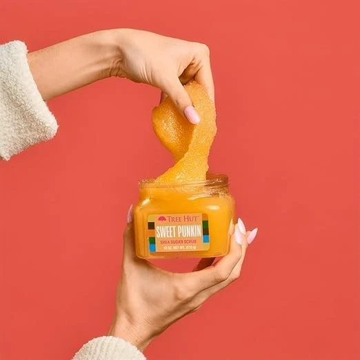 Tree Hut Sweet Punkin Body Care Trio | Exfoliating Scrub, Foaming Body Wash & Hy - Image 2 of 4